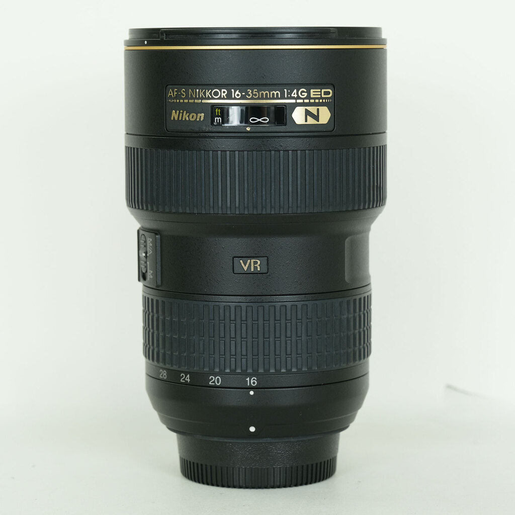 Nikon AF-S NIKKOR 16-35mm F4 G ED VR