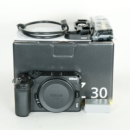 Nikon Z30 Nikon Z30