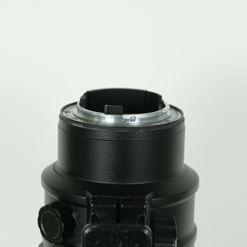 Nikon AF-S NIKKOR 70-200mm F2.8 G ED VR Nikon AF-S NIKKOR 70-200mm F2.8 G ED VR