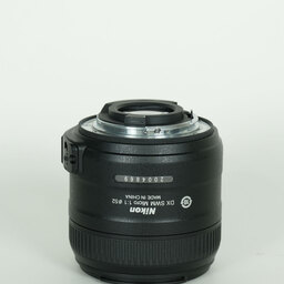Nikon AF-S DX Micro NIKKOR 40mm f/2.8G