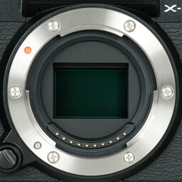 FUJIFILM X-S20