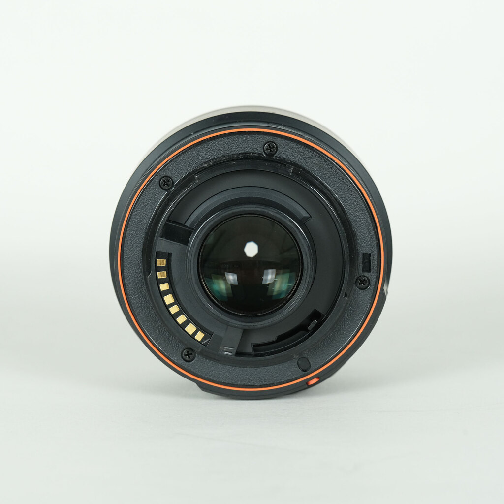 SONY DT 35mm F1.8 SAM SAL35F18