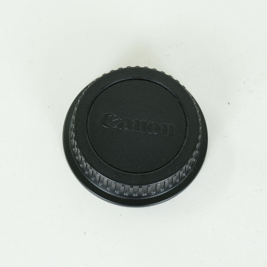 Canon EF-S18-55mm F3.5-5.6 IS STM