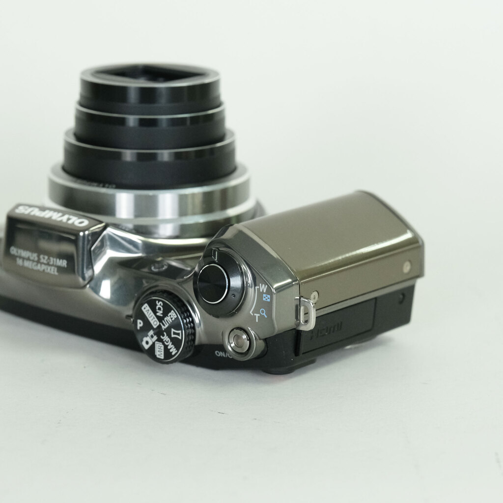 OLYMPUS SZ-31MR SLV シルバー OLYMPUS SZ-31MR SLV シルバー