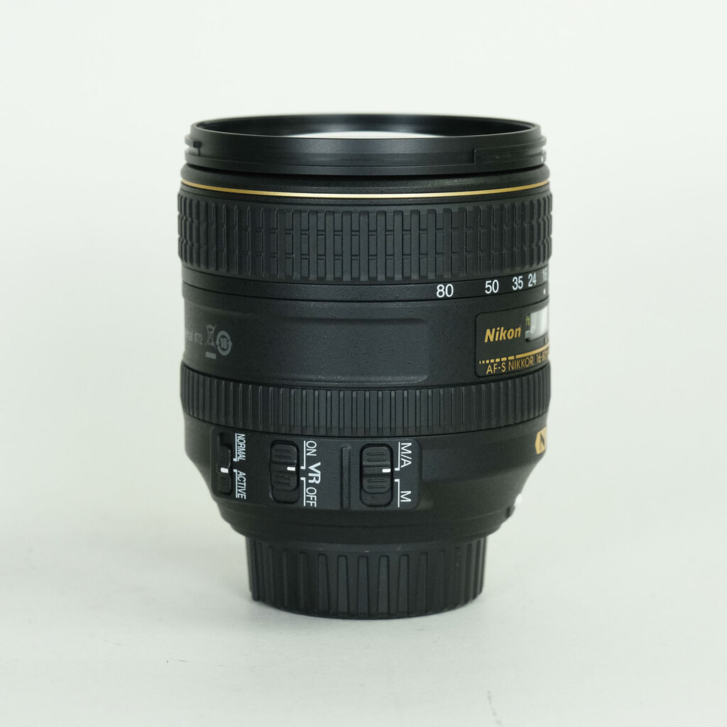 Nikon AF-S DX NIKKOR 16-80mm f/2.8-4E ED VR Nikon AF-S DX NIKKOR 16-80mm f/2.8-4E ED VR