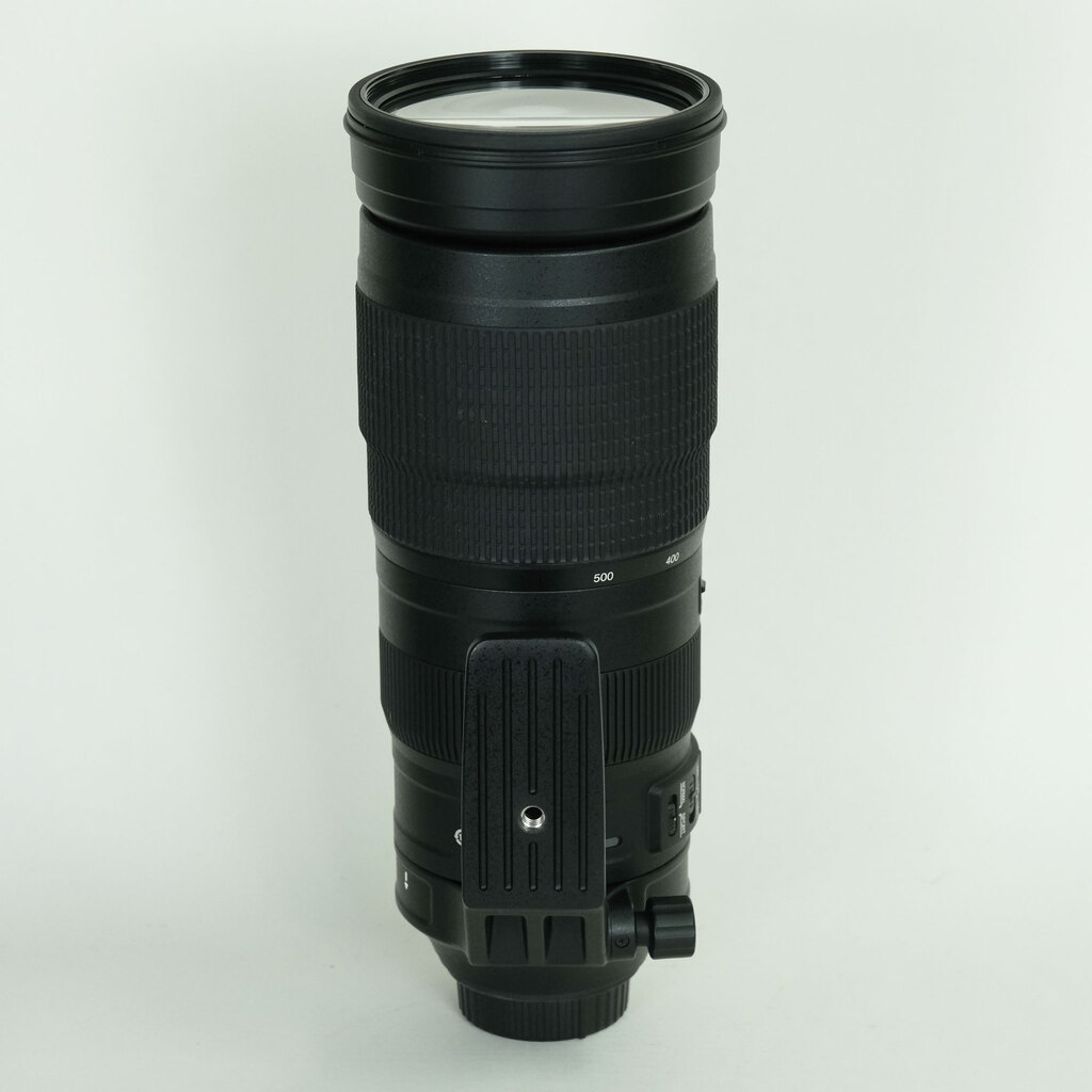 Nikon AF-S NIKKOR 200-500mm f/5.6E ED VR Nikon AF-S NIKKOR 200-500mm f/5.6E ED VR