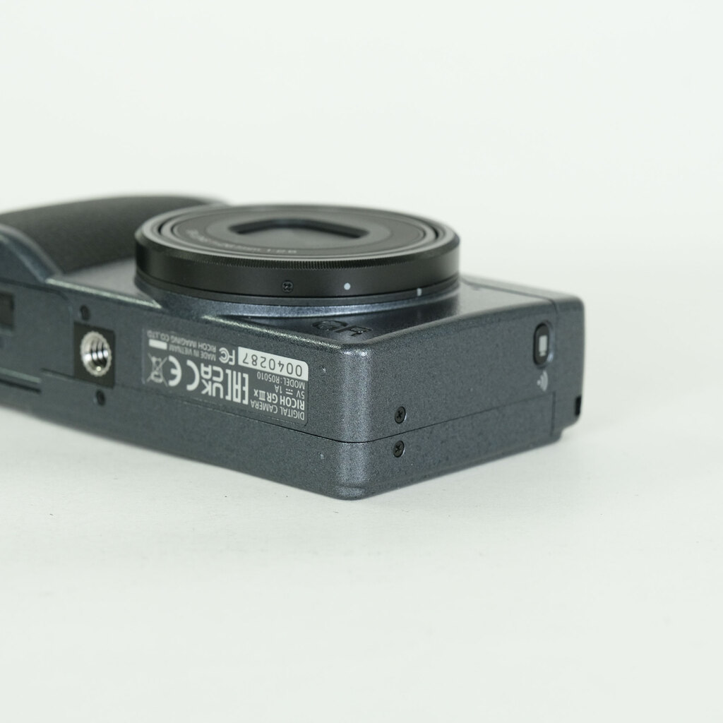 RICOH GR IIIx Urban Edition