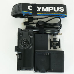 OLYMPUS OM-D E-M1 Mark II