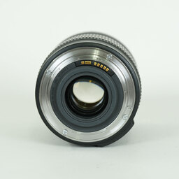 Canon EF-S18-135mm F3.5-5.6 IS Canon EF-S18-135mm F3.5-5.6 IS
