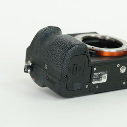 SONY α7 II（ILCE-7M2）