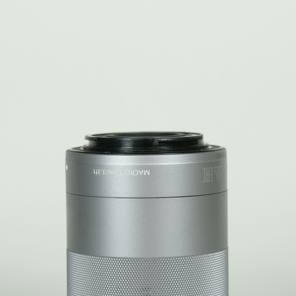 Canon EF-M55-200mm F4.5-6.3 IS STM シルバー