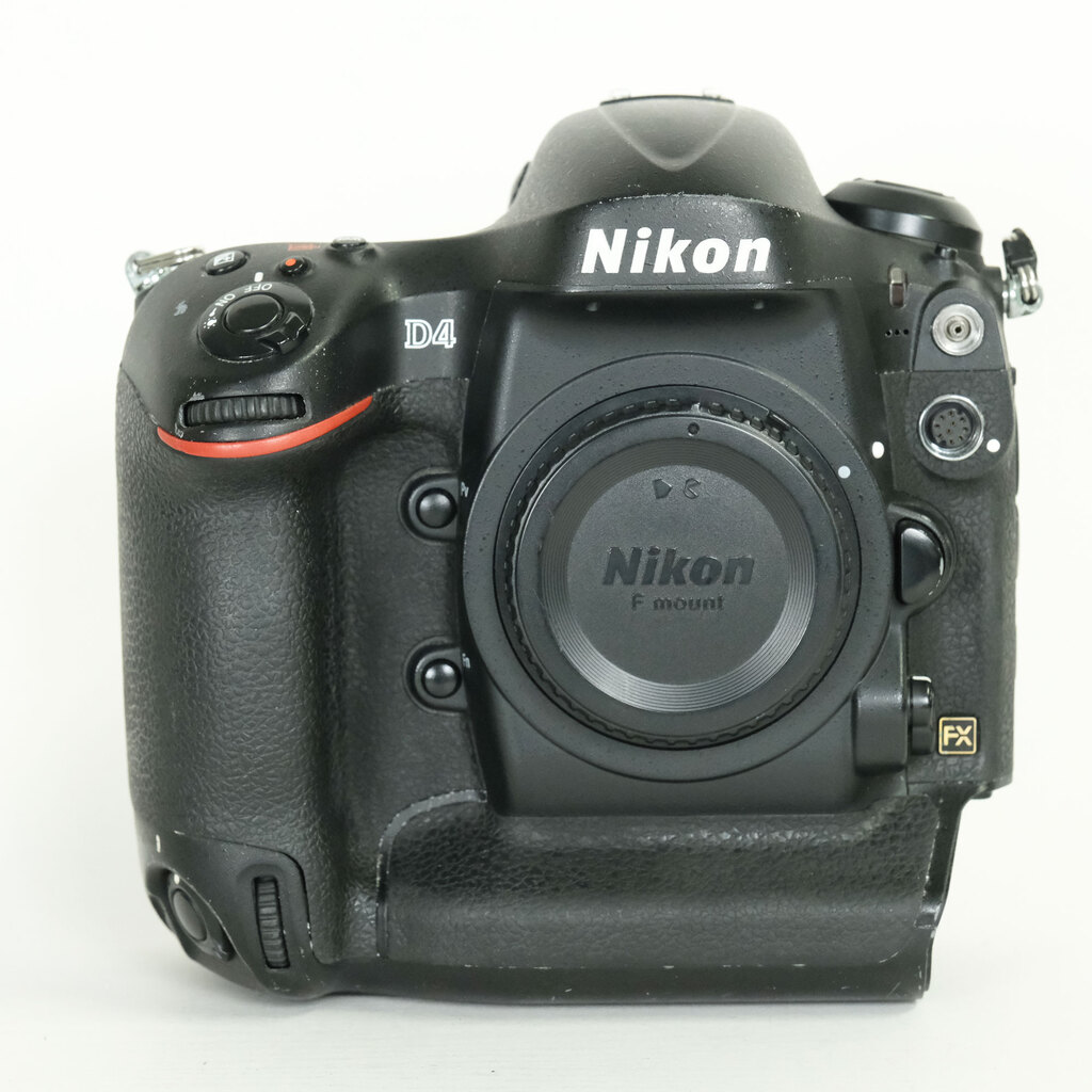 Nikon D4