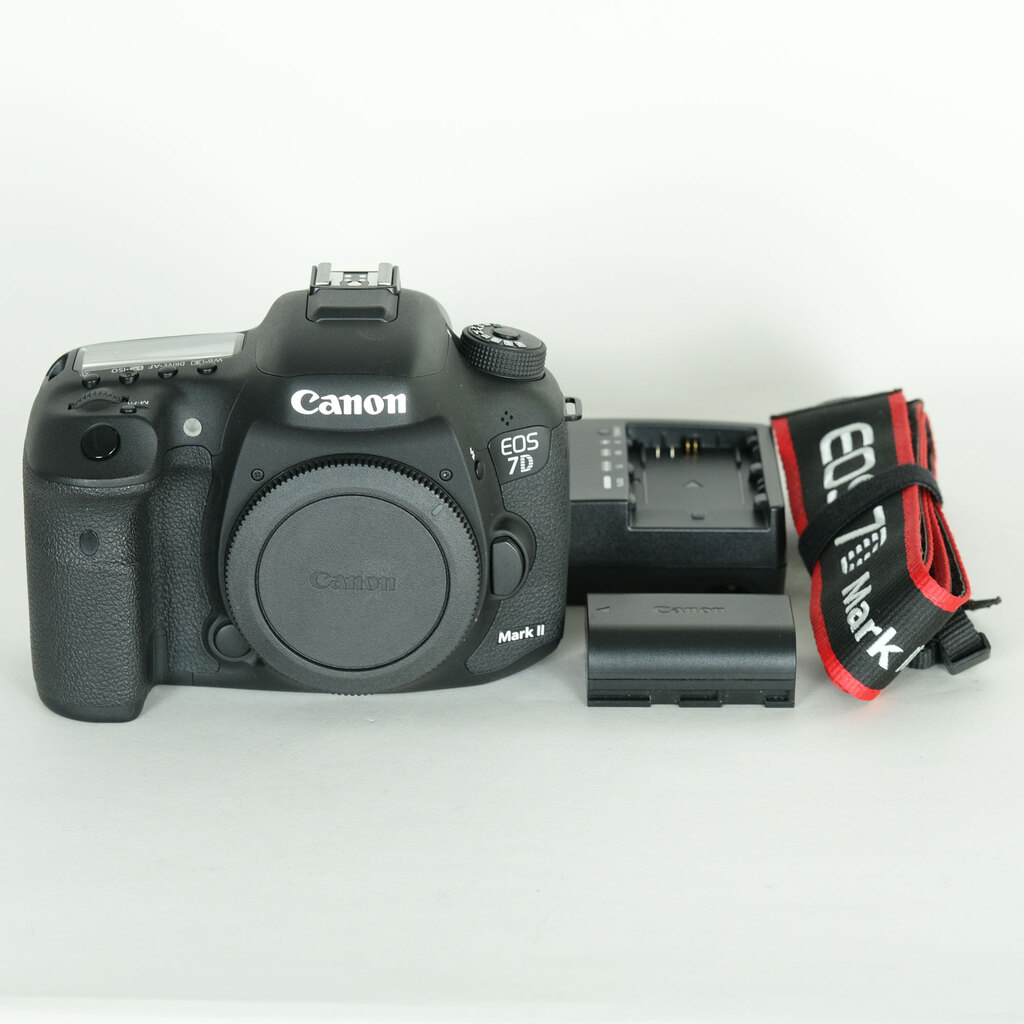 Canon EOS 7D Mark II