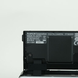 FUJIFILM X100V シルバー