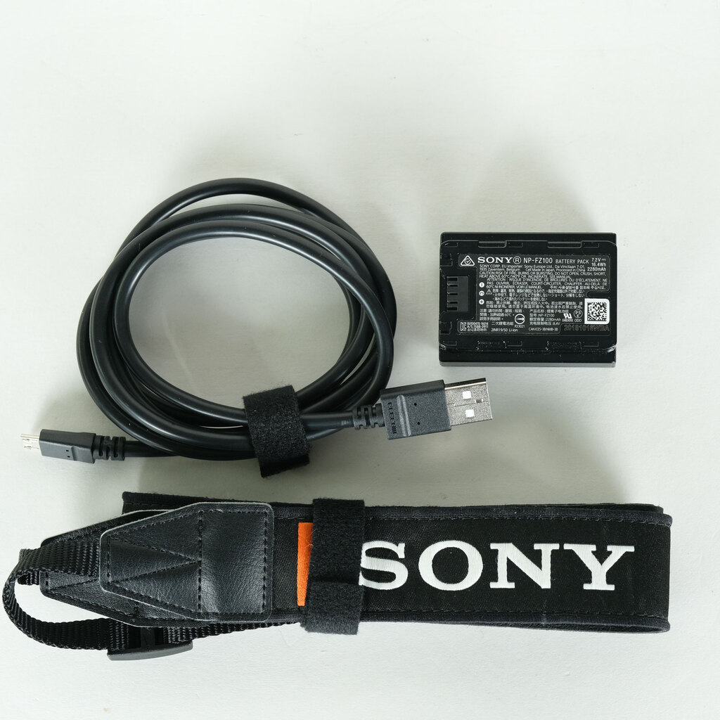 SONY α7 III(ILCE-7M3) SONY α7 III(ILCE-7M3)