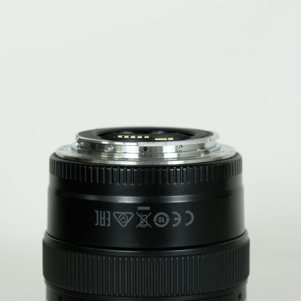 Canon EF85mm F1.8 USM