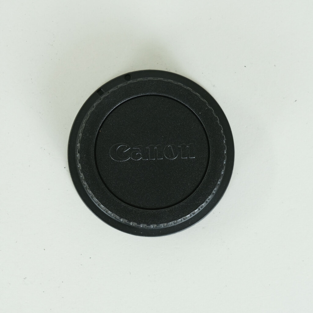Canon EF-S10-18mm F4.5-5.6 IS STM