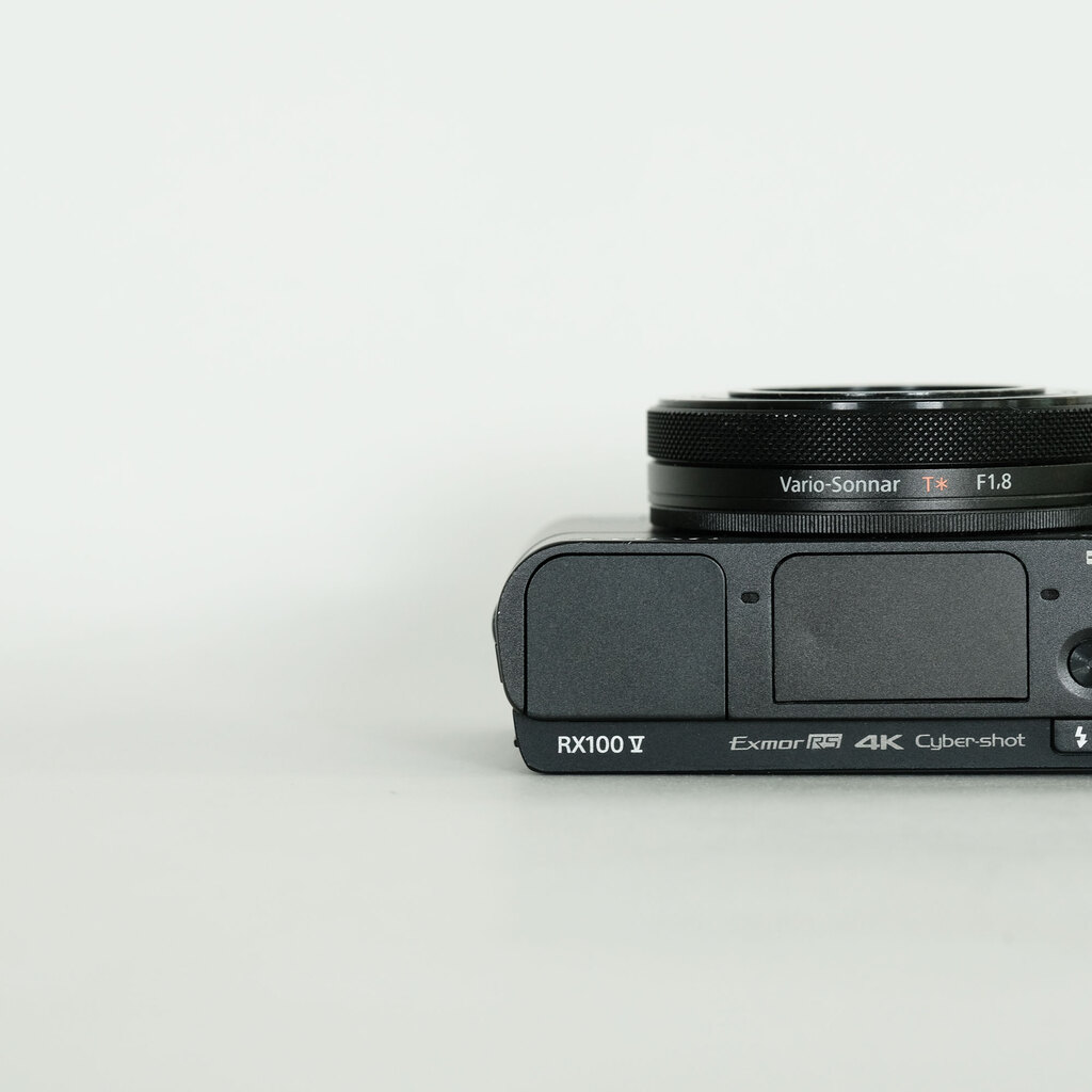 SONY Cyber-shot DSC-RX100M5