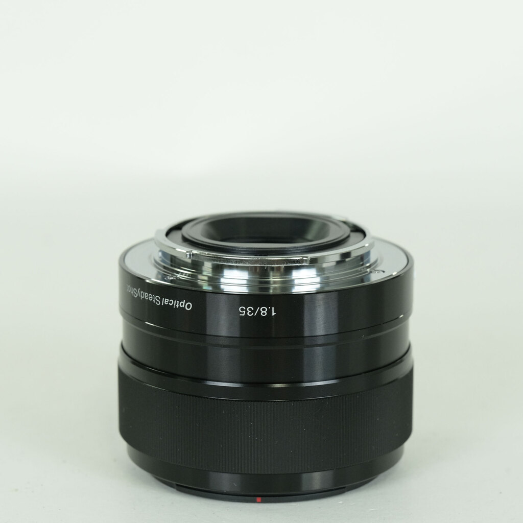 SONY E 35mm F1.8 OSS SEL35F18
