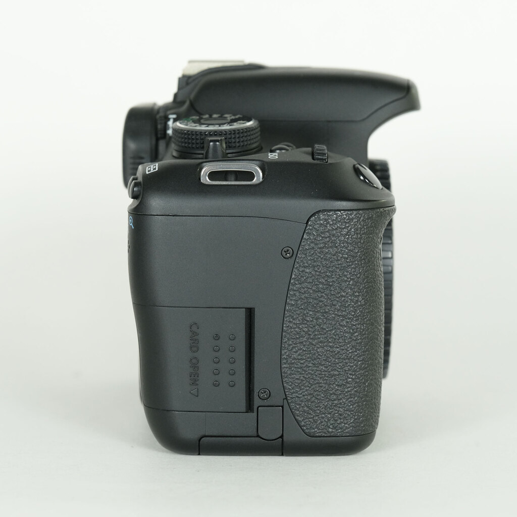 Canon EOS Kiss X5 ボディ