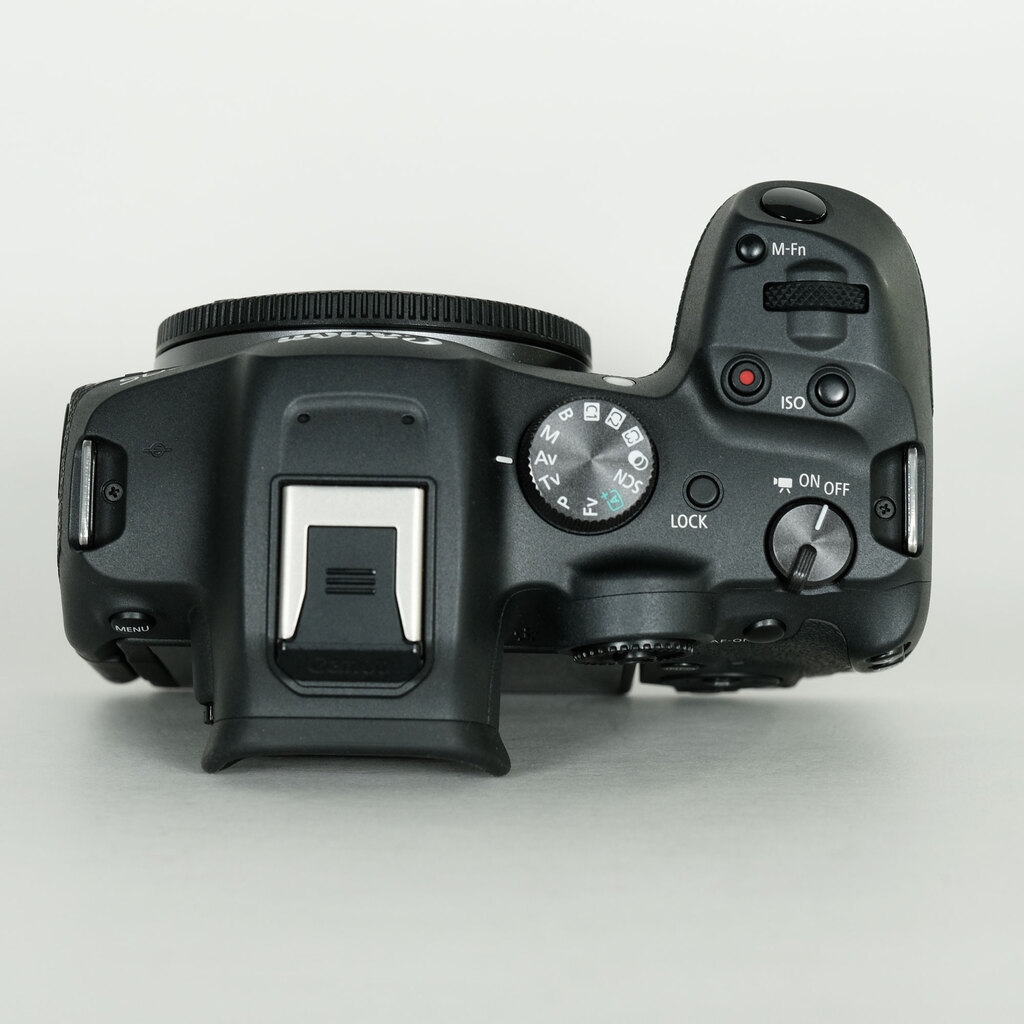 Canon EOS R7