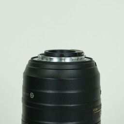 Nikon AF-S DX NIKKOR 55-300mm F4.5-5.6G ED VR Nikon AF-S DX NIKKOR 55-300mm F4.5-5.6G ED VR