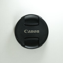 Canon EF-S18-135mm F3.5-5.6 IS USM