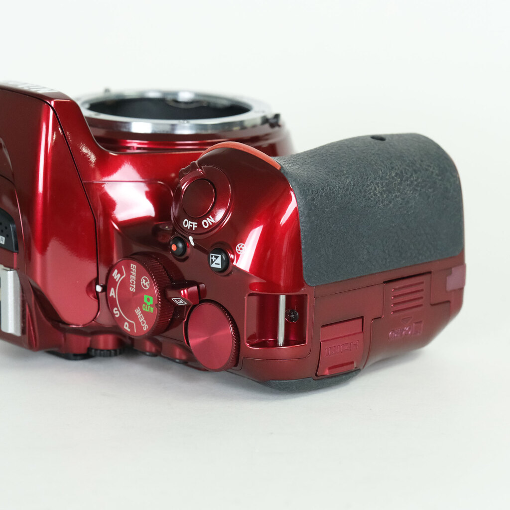 Nikon D5500 ボディ レッド