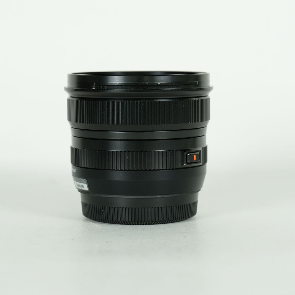 FUJIFILM XF8mmF3.5R WRの出品 | ONE SCENE（ワンシーン）