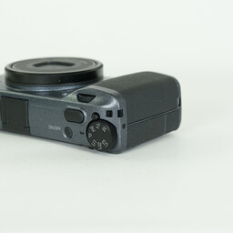 RICOH GR IIIx Urban Edition