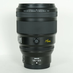 Nikon NIKKOR Z 135mm f/1.8 S Plena