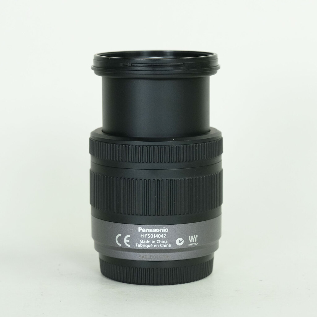 Panasonic LUMIX G VARIO 14-42mm F3.5-5.6 ASPH./MEGA O.I.S.