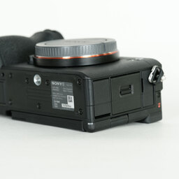 SONY α7C II（ILCE-7CM2）