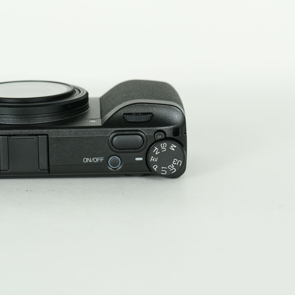 RICOH GR IVの出品 | ONE SCENE（ワンシーン）