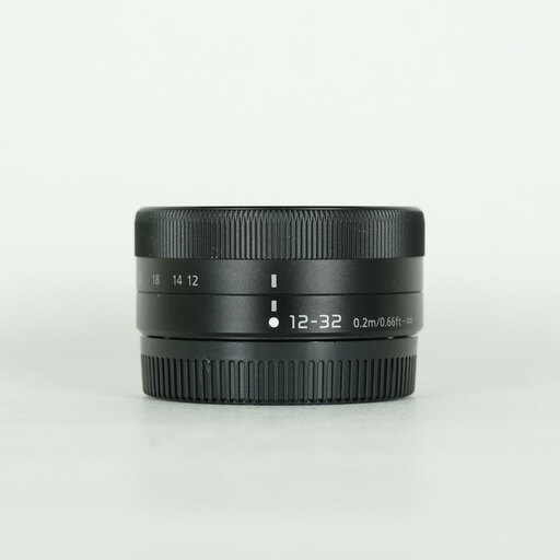 Panasonic LUMIX G VARIO 12-32mm / F3.5-5.6 ASPH. / MEGA O.I.S.