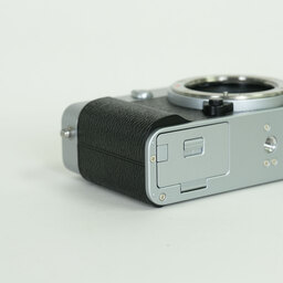 FUJIFILM X-E5