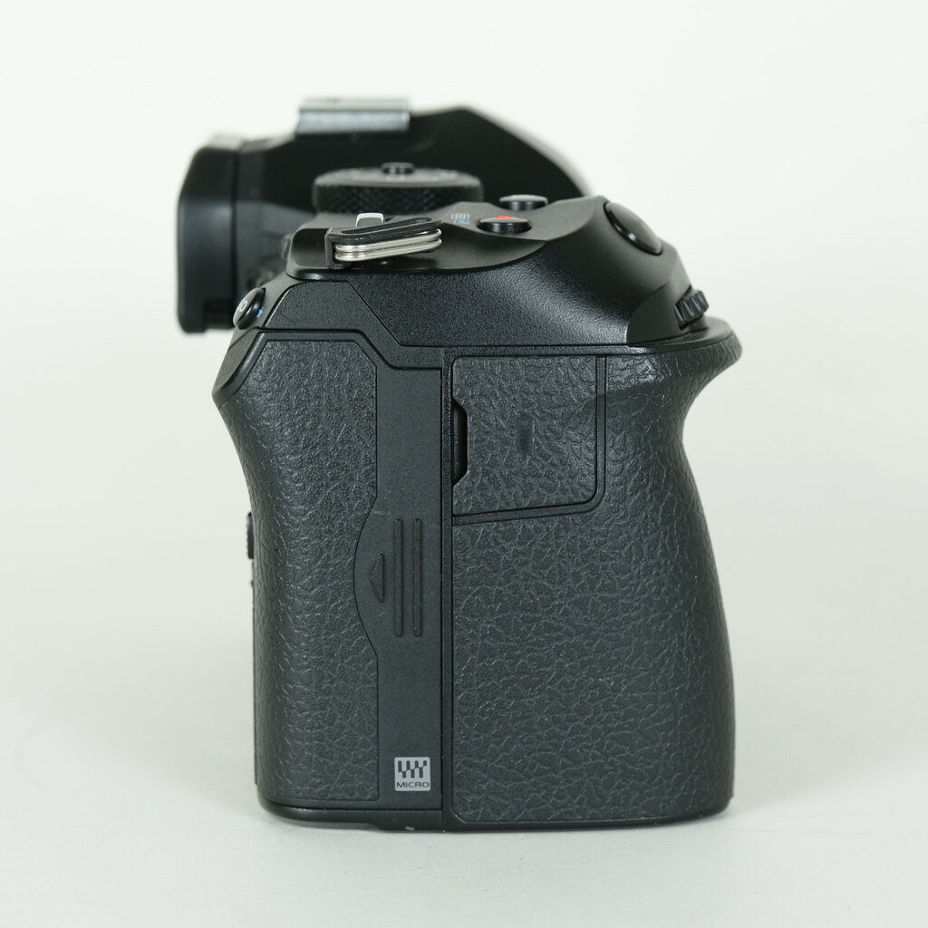 OM SYSTEM OM-1 Mark II