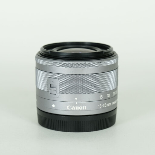 Canon EF-M15-45mm F3.5-6.3 IS STMを徹底解説。作例からレビューまで