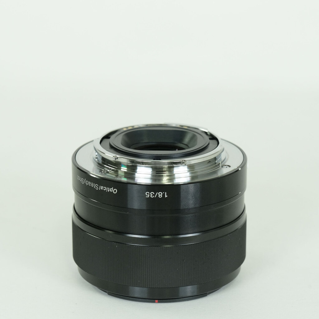 SONY E 35mm F1.8 OSS SEL35F18