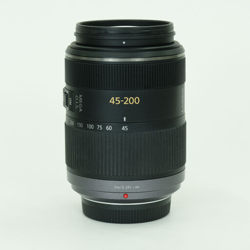 Panasonic LUMIX G VARIO 45-200mm F4.0-F5.6 MEGA O.I.S. H-FS045200 Panasonic LUMIX G VARIO 45-200mm F4.0-F5.6 MEGA O.I.S. H-FS045200