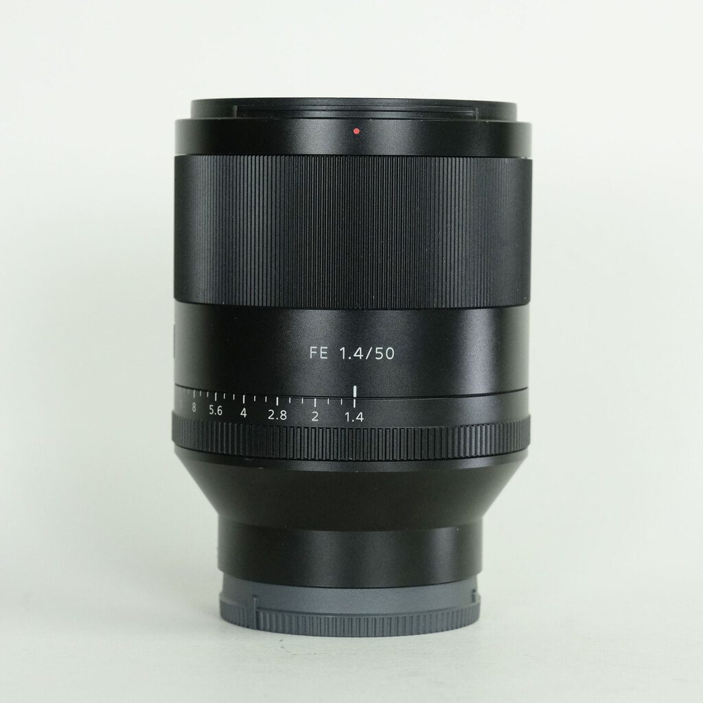 SONY Planar T* FE 50mm F1.4 ZA SEL50F14Z SONY Planar T* FE 50mm F1.4 ZA SEL50F14Z