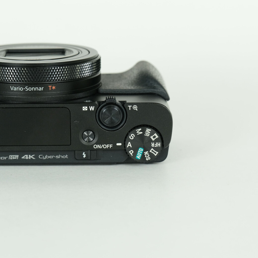 SONY Cyber-shot DSC-RX100M7 SONY Cyber-shot DSC-RX100M7