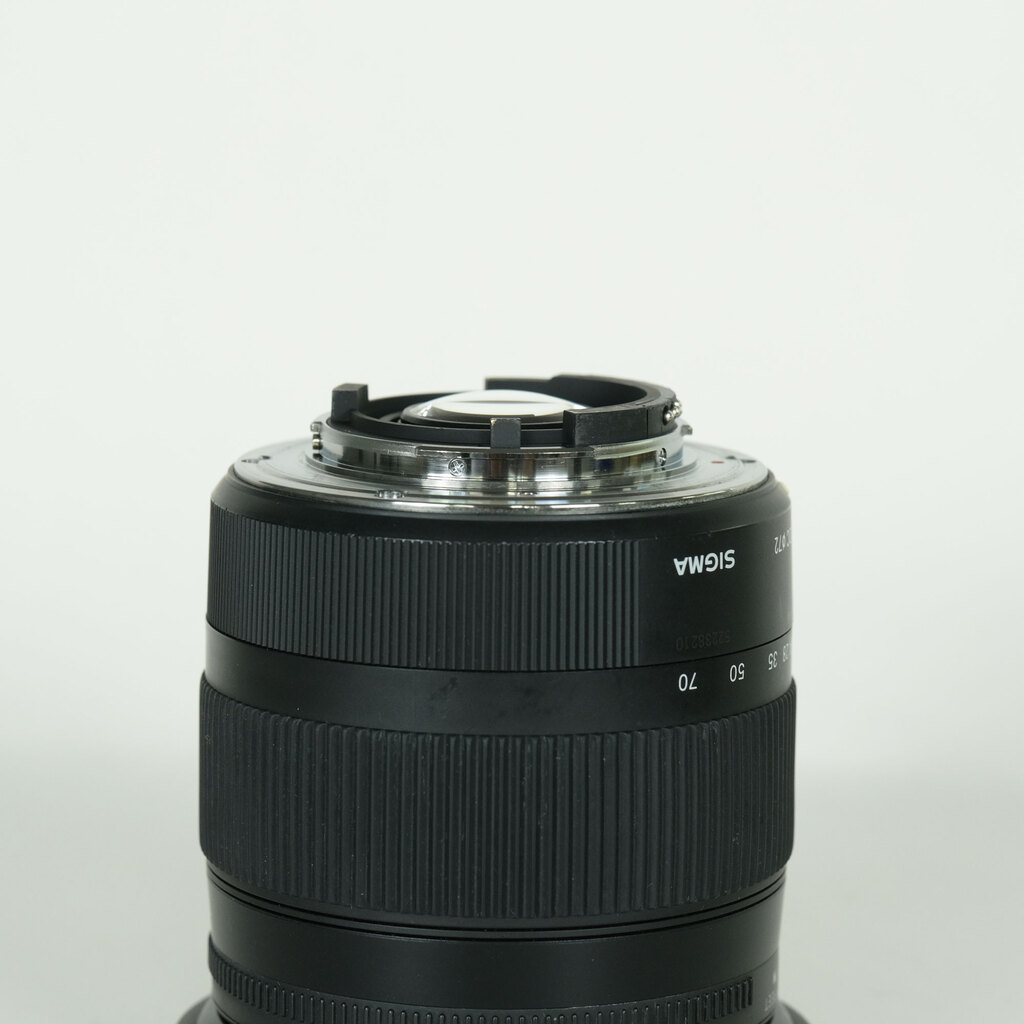 SIGMA 17-70mm F2.8-4 DC MACRO OS HSM | Contemporary [ニコンF用]の