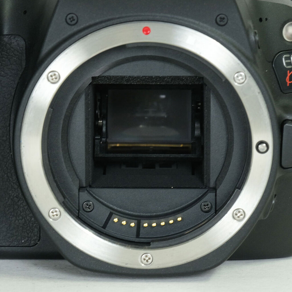 Canon EOS Kiss X9