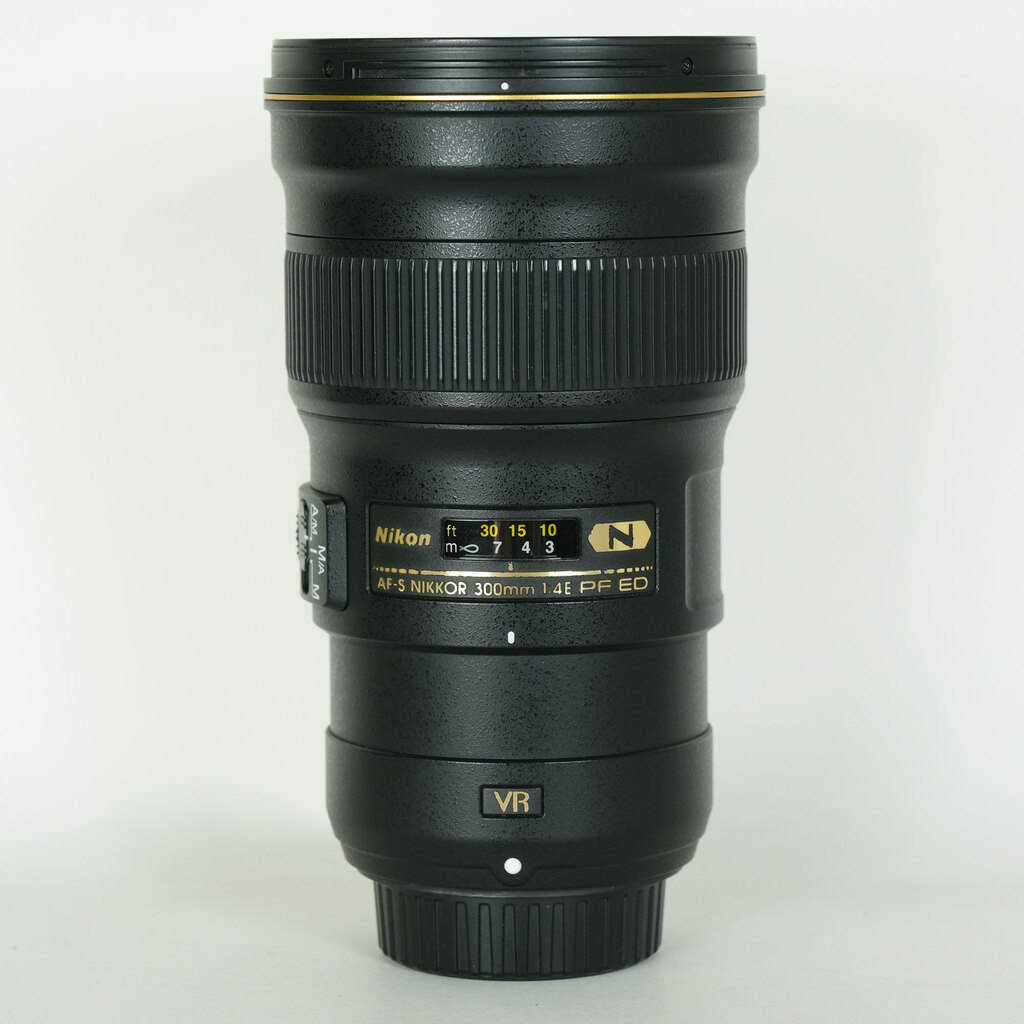 Nikon AF-S NIKKOR 300mm f/4E PF ED VR