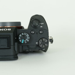 SONY α7 III(ILCE-7M3) SONY α7 III(ILCE-7M3)