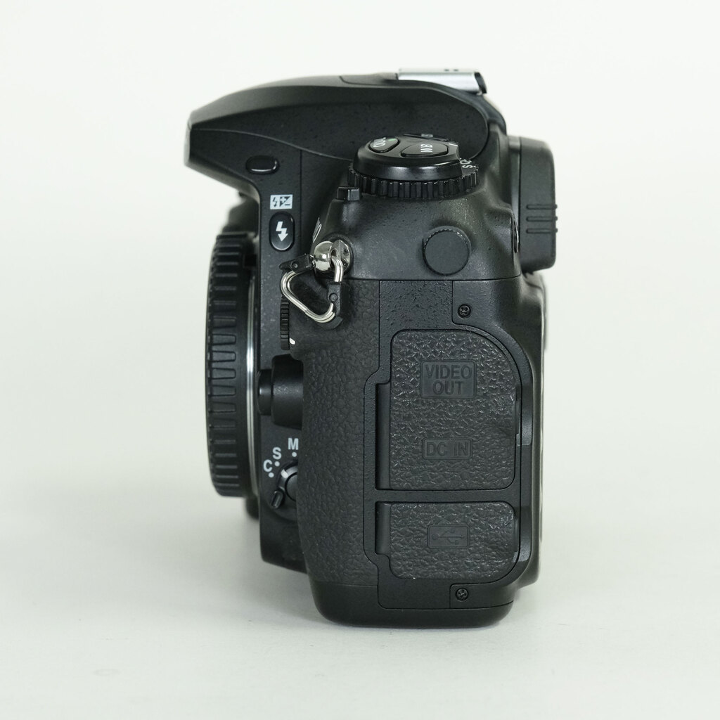 Nikon D200 ボディ