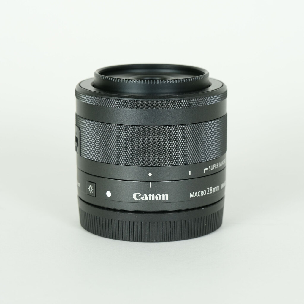 Canon EF-M28mm F3.5 マクロ IS STM