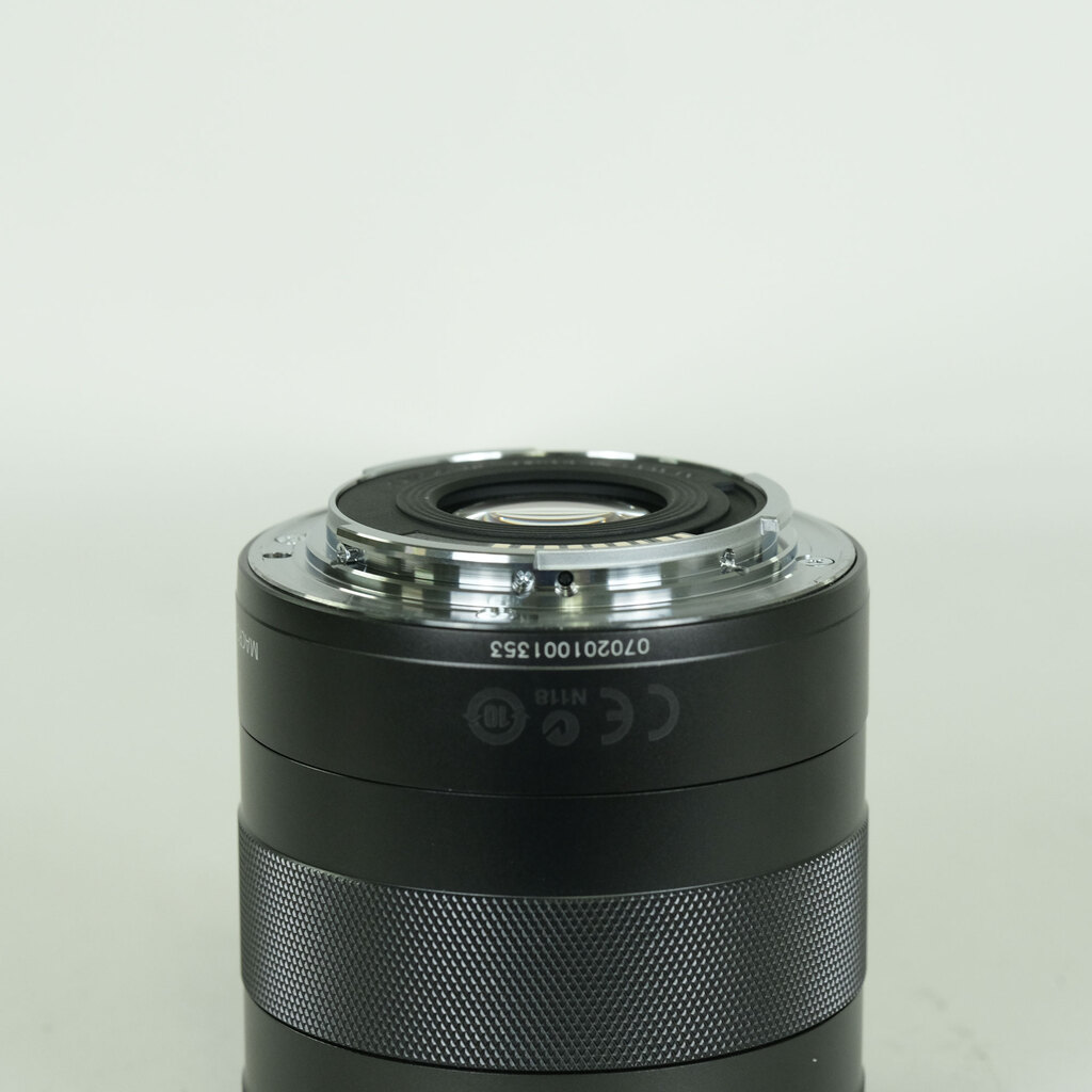 Canon EF-M18-55mm F3.5-5.6 IS STM