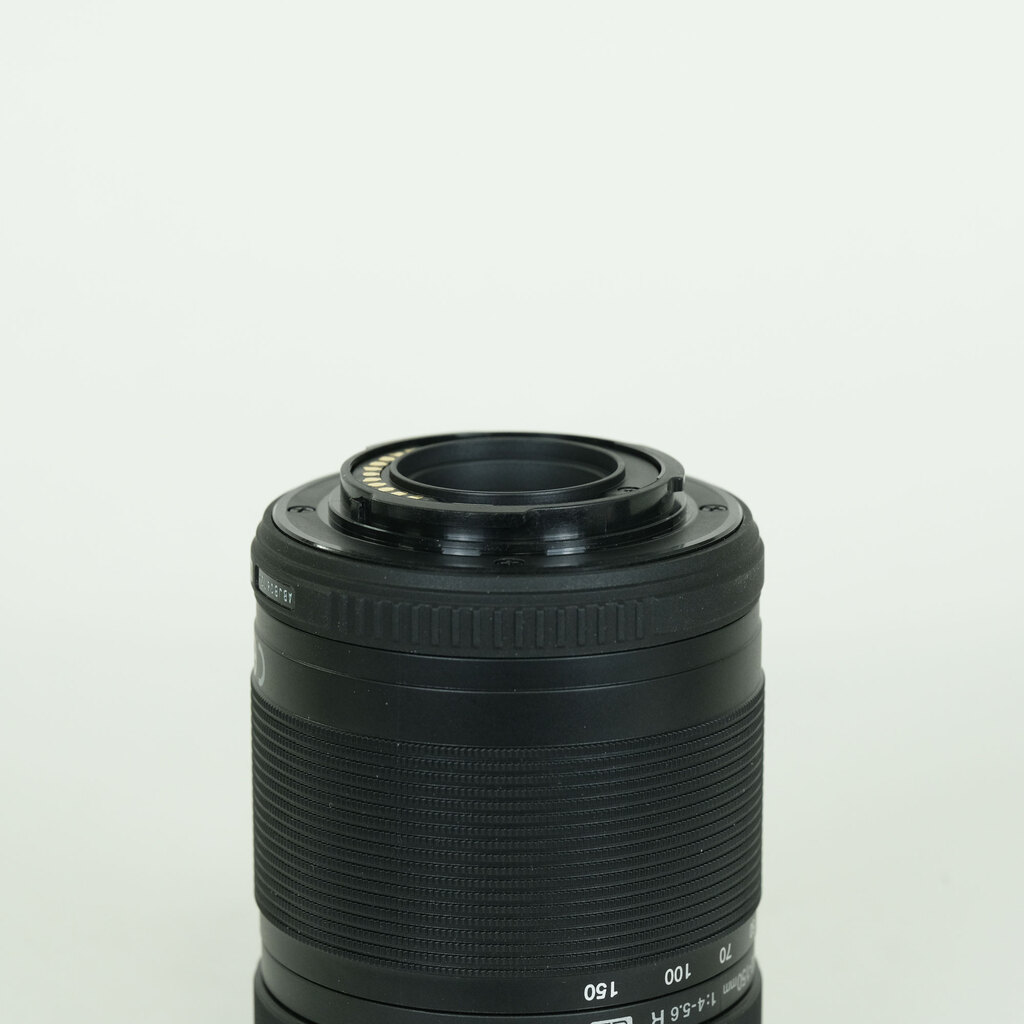 OLYMPUS M.ZUIKO DIGITAL ED 40-150mm F4.0-5.6 R OLYMPUS M.ZUIKO DIGITAL ED 40-150mm F4.0-5.6 R